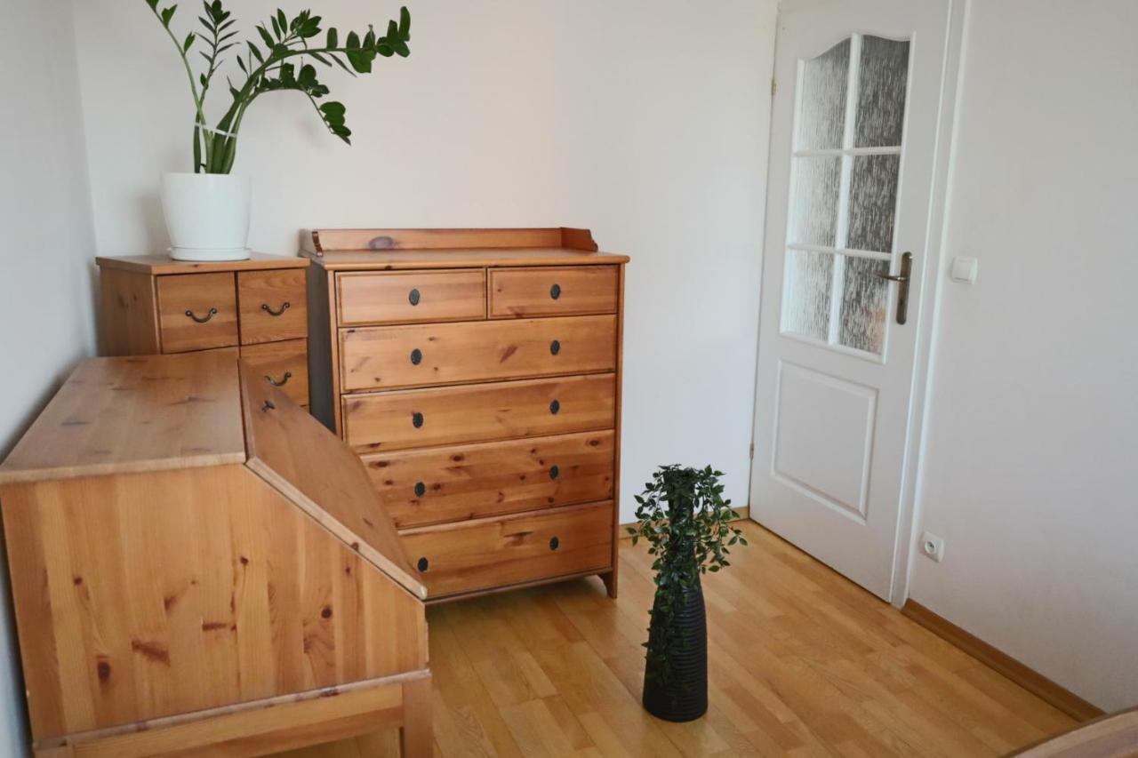 Cosy And Comfortable Apartment In Cracov Красков Екстериор снимка